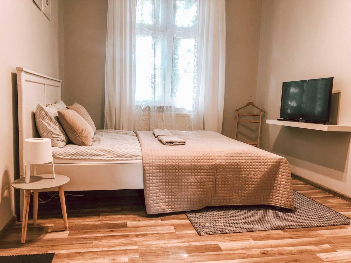 Bankowa 8 Guest Rooms Zielona Góra Eksteriør bilde