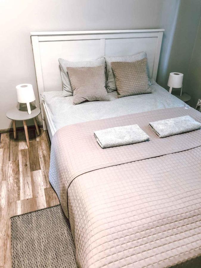 Bankowa 8 Guest Rooms Zielona Góra Eksteriør bilde
